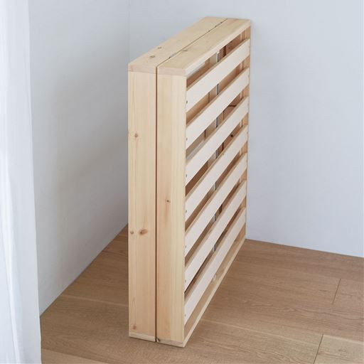 使用しない時は折りたためて便利です。