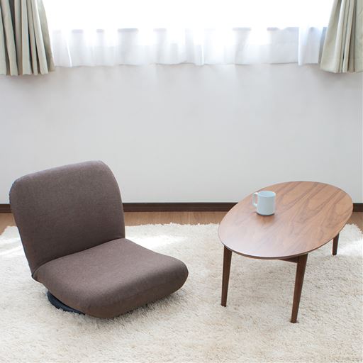 ブラウン<br>シンプルなデザインで、こたつやローテーブルにもぴったり。