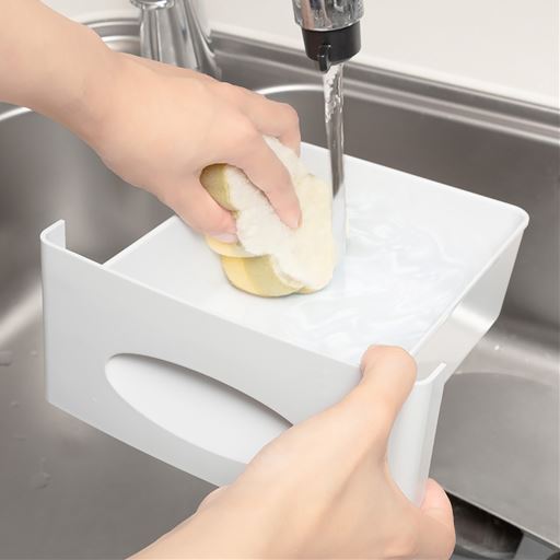 トレーは取り外し可能なので、いつでも清潔にお使いいただけます。