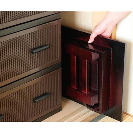 コンパクトなのでサッとたたんで収納できます。