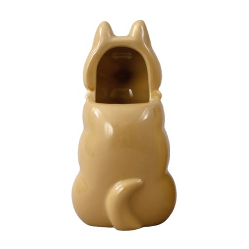 花瓶<br>背面から花を入れられます。