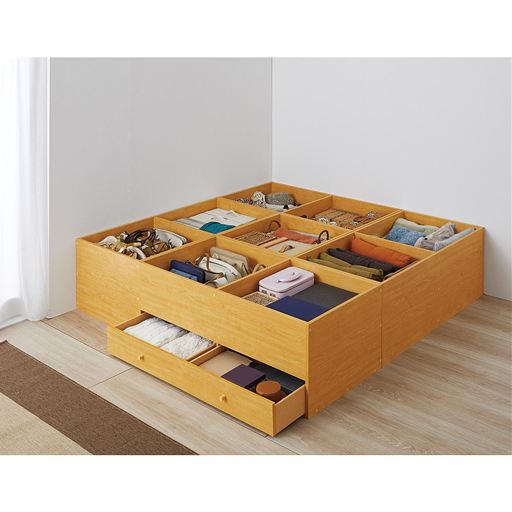 ナチュラル(ハイタイプ) E (幅60cm)×1・F (幅120cm)×3・G (幅120cm/引き出し)×1<br>オフシーズンの小物や衣類もたっぷり収納。