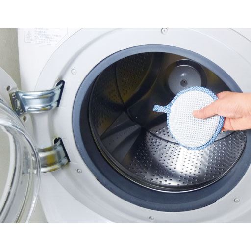 使用目安 約300回(メッシュの耐久性)<br>洗濯物と一緒にポン<br>洗濯物と一緒に入れて洗濯してください。洗濯後は乾かして繰り返し使えます。