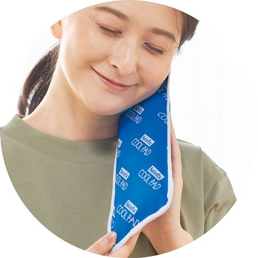 ジェルのやわらかさと氷の冷たさで快適!