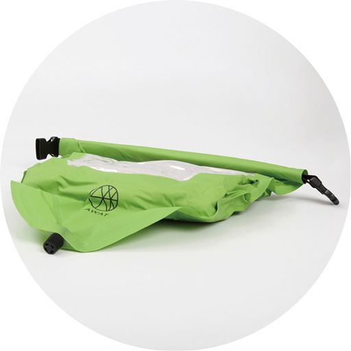 折りたたんでコンパクトに!