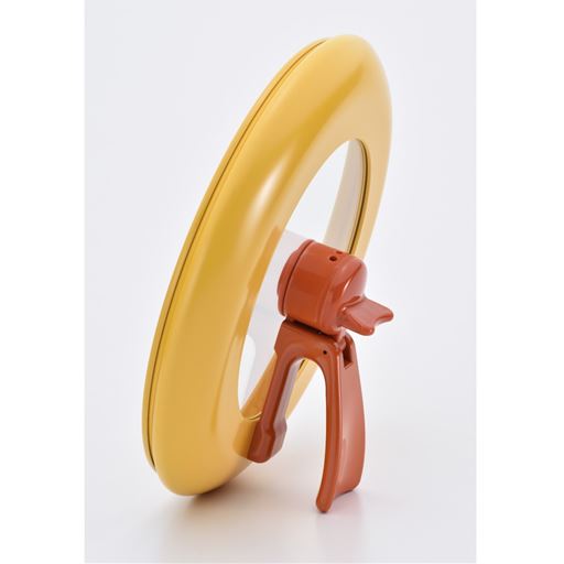 蓋は自立するのでサッと置きやすいです。
