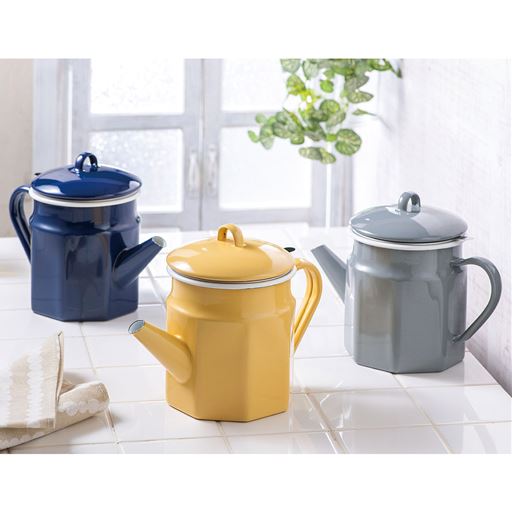 出しっぱなしでも可愛い! オシャレな八角ホーローオイルポット