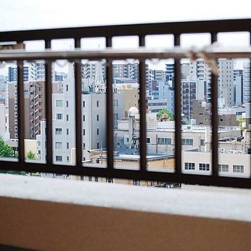 こんなベランダに