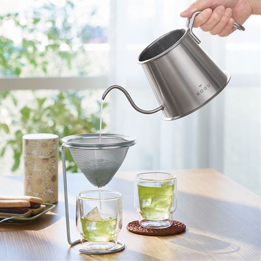 お家でハンドドリップ♪ふわっと広がる茶葉や豆の香りにホッと癒される