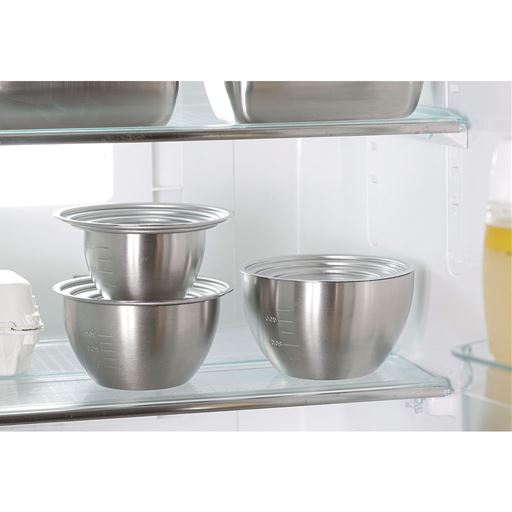 兼用蓋を使えば重ねて一時保存も可能。※ボウルは別売り