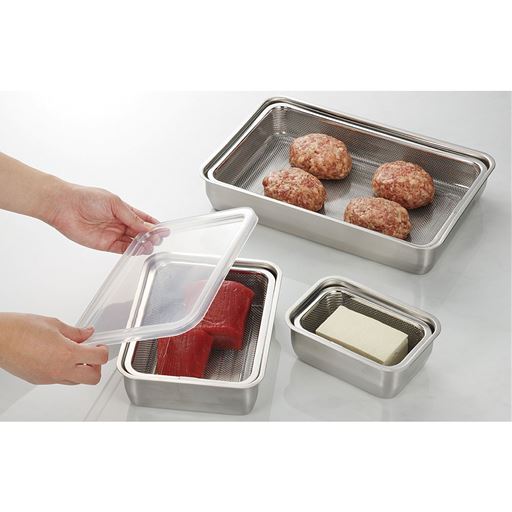 別売りの角ザル(品番WF-6565)と組み合わせてお使いいただけます。