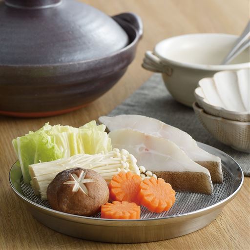 お鍋の具材をおいて