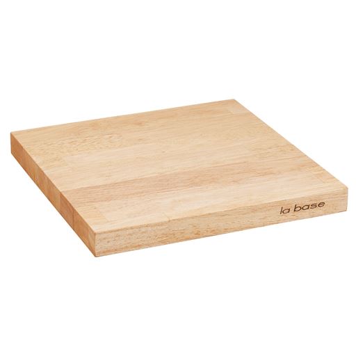 調理中に繰り返される、使う、洗うの作業が楽になる、小型ならではのまな板