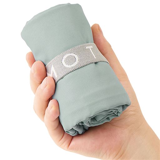 付属のゴムバンドで止めてコンパクトに!