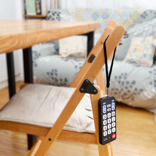 ストラップホール搭載で落下・紛失防止(ストラップ別売)