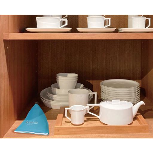 ブルー B(テトラ小) 食器棚