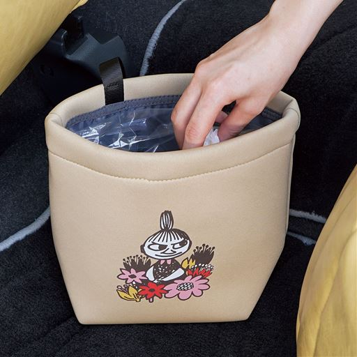 マチ付きで自立するから床置きもOK!小物を入れる収納ケースにも!