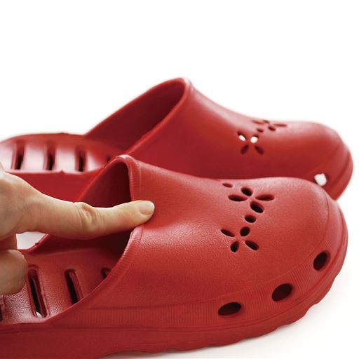 やわらかく軽量で、適度なフィット感。