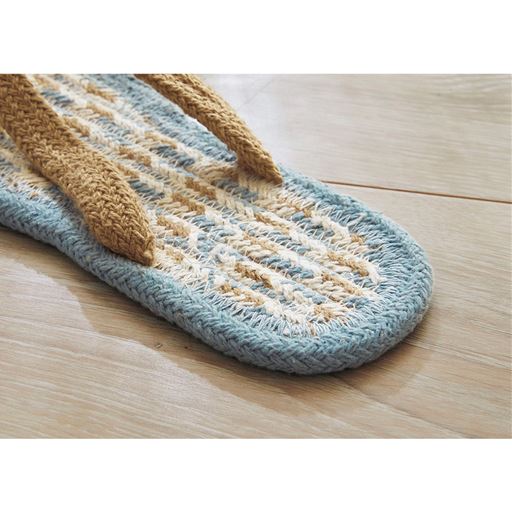 吸水性がよくムレにくい、やわらかな綿混素材を使用。足裏サラサラの快適習慣をぜひご家族で。