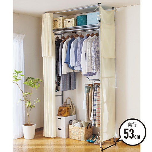 左からD(ハイタイプ/幅80～125)、F(サイドカーテン)<br>使用イメージ<br>※Dの販売は終了しました。