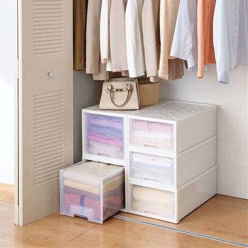 奥行60cmタイプで、深めのクローゼットにぴったりな収納ケースです。