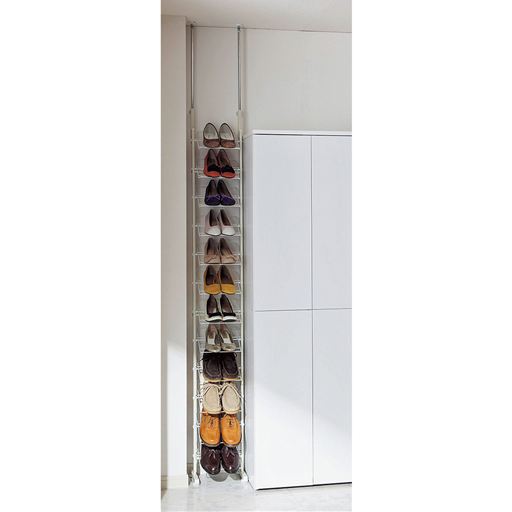 A(シューズラック/幅29シングル)<br>玄関の隙間を活用。