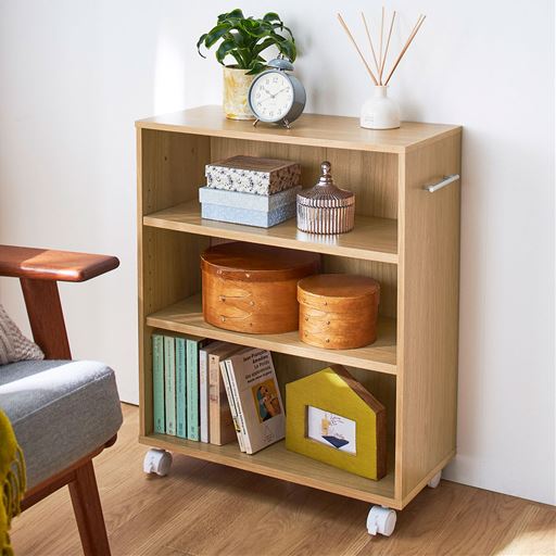 ナチュラル<br>リビングやソファ横、ベッドサイドにもおすすめ。