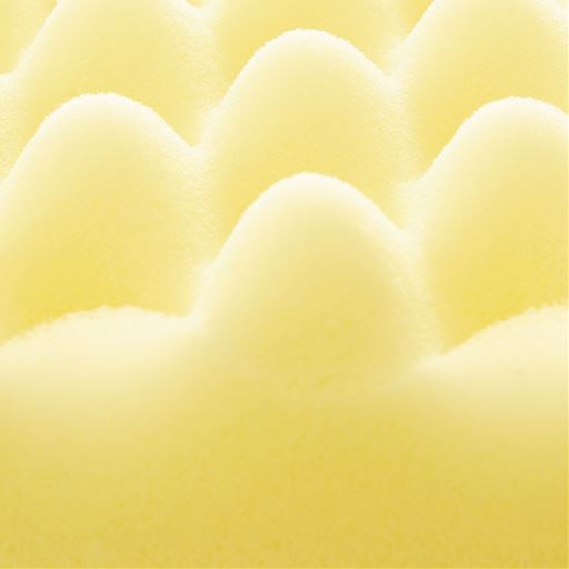 高反発ウレタンの凹凸構造が背中や腰の体圧を分散し、自然な寝姿勢を促してスムーズな寝返りをサポート。