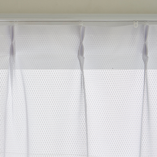 2山プリーツ(1.5倍ヒダ)仕様です。プリーツの数は、幅100cmは7個、幅130cm・150cmは9個、幅200cmは13個