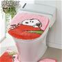 レッド<br>フレッシュな明るい色づかいで元気をくれる、スヌーピー トイレフタカバーです。