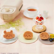 マルチサンドメーカーケーキ用プレートちいかわ(くりまんじゅう・モモンガ・ラッコ)