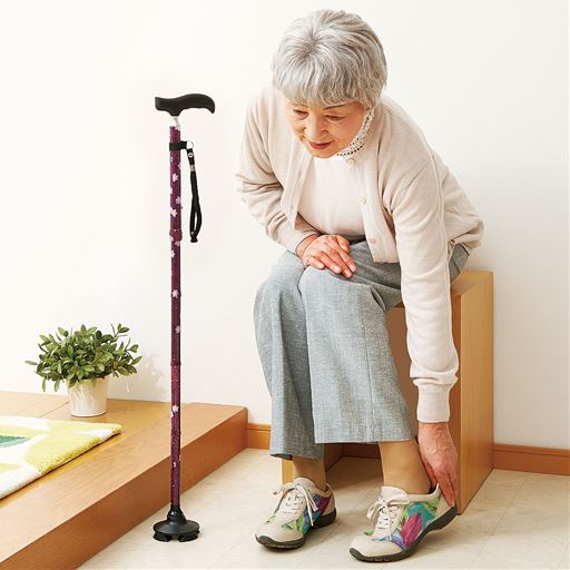 握りやすい4ポイントステッキ