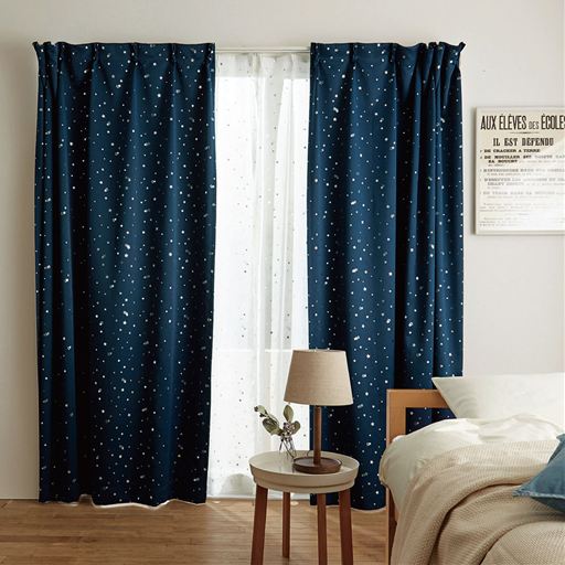 1級遮光カーテン(星がキラキラ光る)