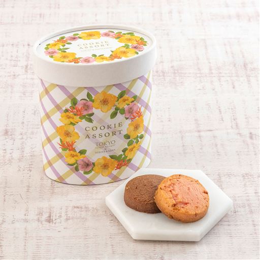 サクッとホロっとした食感のクッキー詰合せです。いちご3個、ココア3個入り。