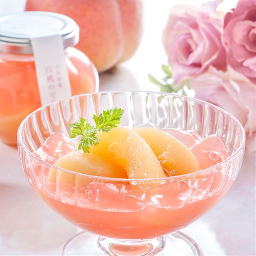 食べ応えのある果肉と、芳醇な香りが口の中いっぱいに広がります。