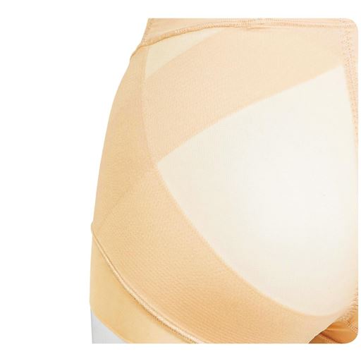 補整部分が縫い目のないシームレスに 従来品よりアウターに響きにくくなり、キレイなシルエットに!<br>より滑らかで気持ちの良いはき心地