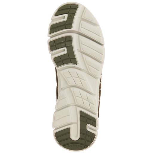 靴底 <br>トゥグリップと連動した位置に深い溝を配置することで大きく曲がり、足指の力を地面に伝えて歩きやすい