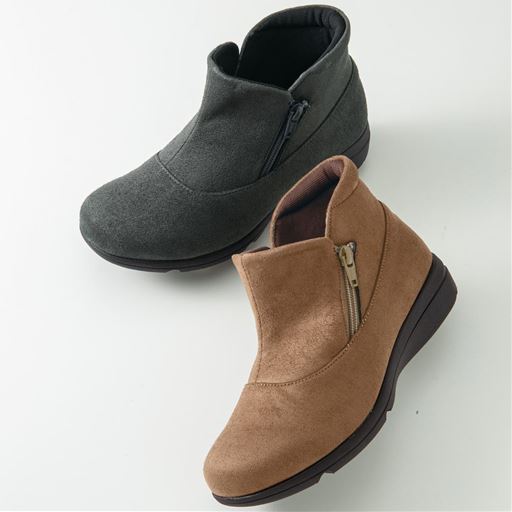 (上から)チャコールグレー、モカ