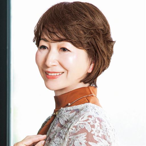 ダークブラウン