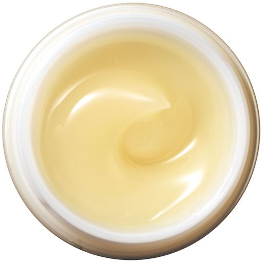 美容液成分約97%(※)を凝縮<br>※保湿・ハリを与える成分(水を含む)