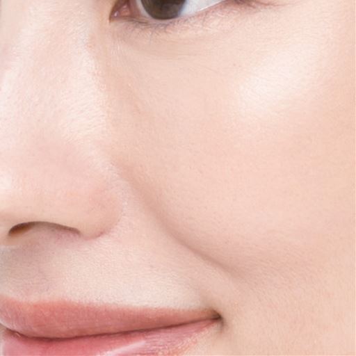 メイク後<br>※メーキャップ効果による。 ※仕上がりには個人差があります。