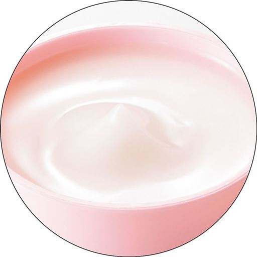 とろっとしたナノ化技術でスーッと浸透。心地よくなじむジェル状クリーム。