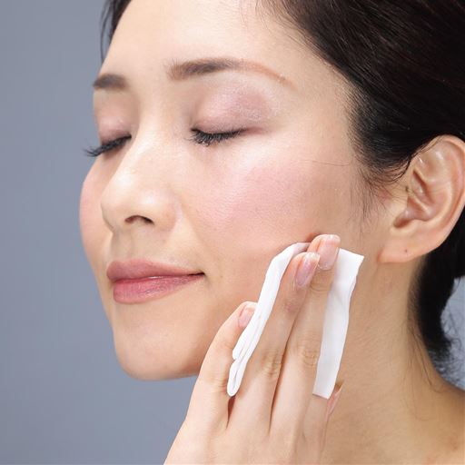 洗顔不要!サッと拭き取るだけのオールインワン。<br>※イメージ
