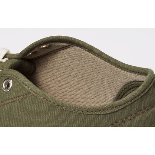 優しい肌あたり 内側は素足でも気持ちいいトリコット素材