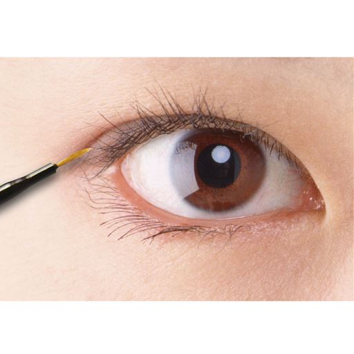 お休み中の二重クセ(※A)で翌朝しっかりパッチリ <br>※A 仕上がりには個人差があります。