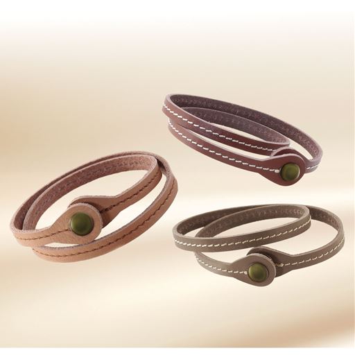 (上から)ブラウン、キャメル、トープ