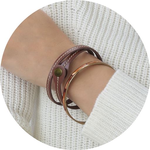 ブラウン<br>アクセサリーと合わせて