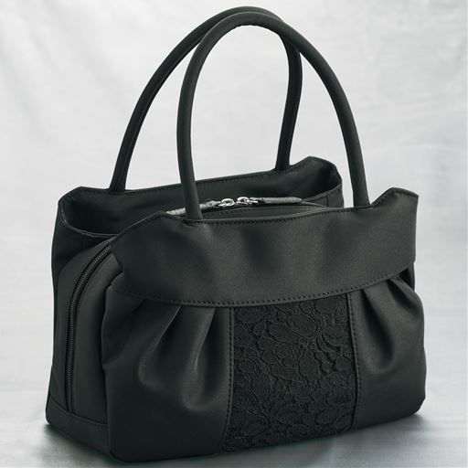 置いた状態でもしっかり自立し、使いやすい!