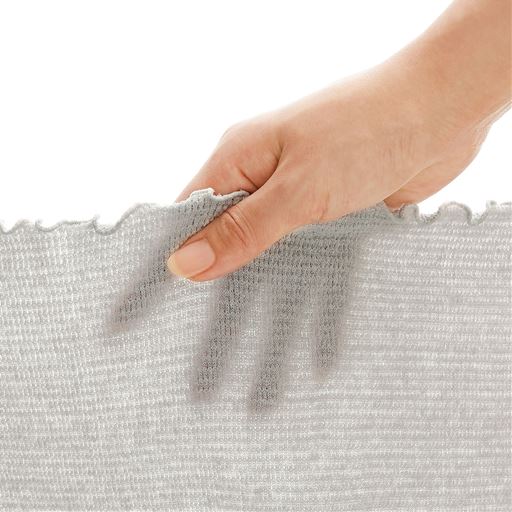 薄手の素材だから年中快適