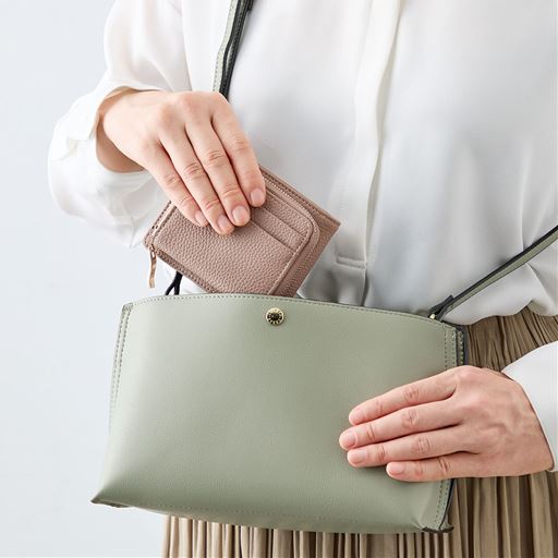 ミニバッグにも入る